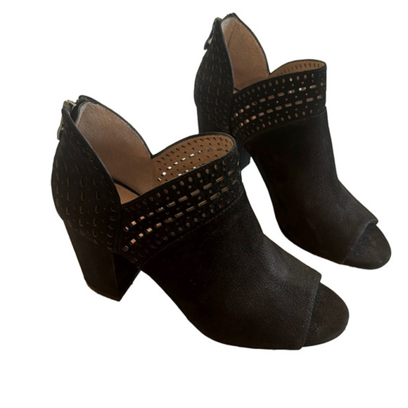 Antonio Melani Black Heel Peep Toe Booties size 8 - Picture 1 of 8